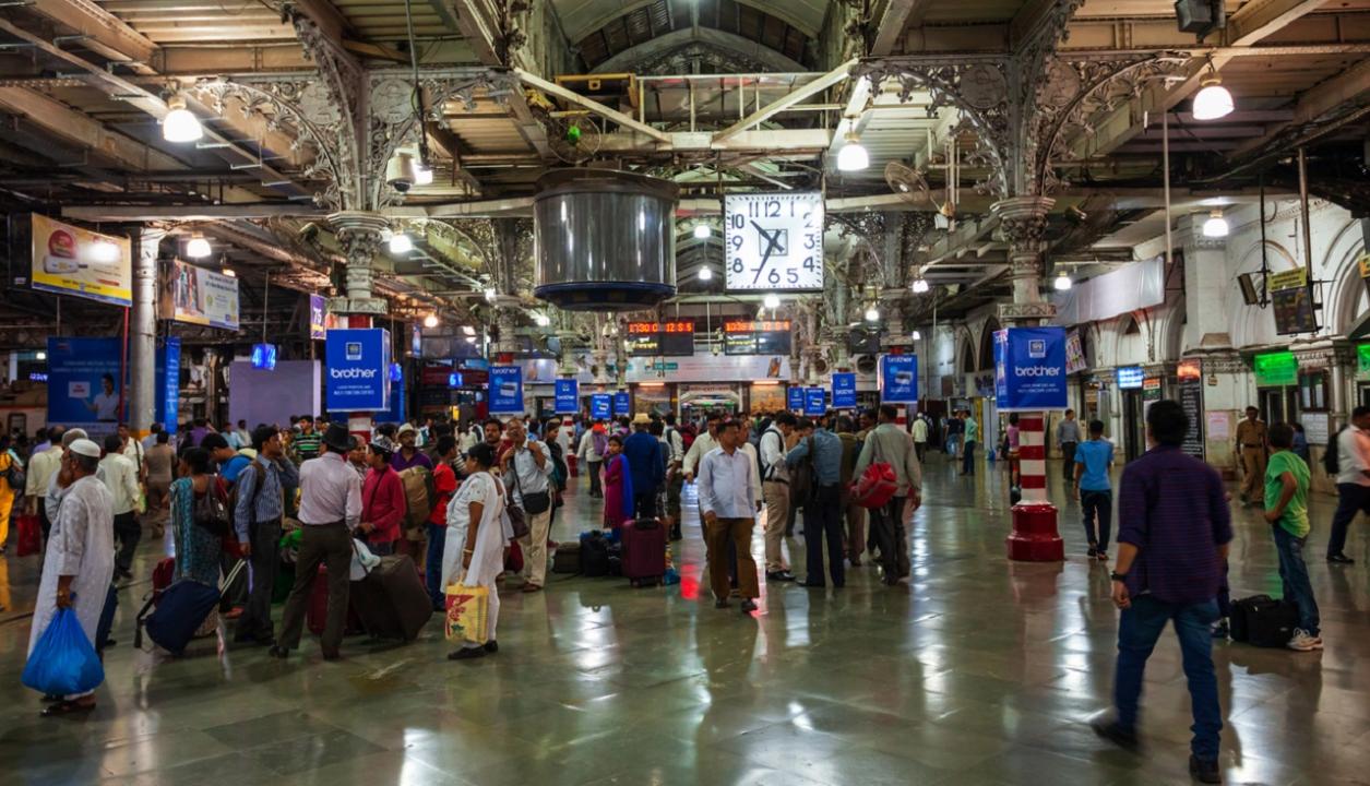 Mumbai News LIVE: CR restricts sale of platform tickets at 14 stations