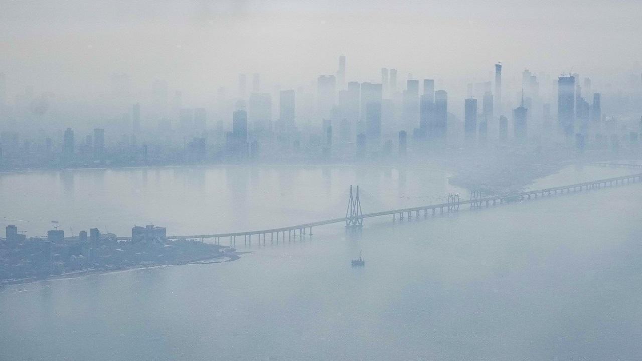 Air quality worsens as mercury drops below 18; check temperature, AQI here