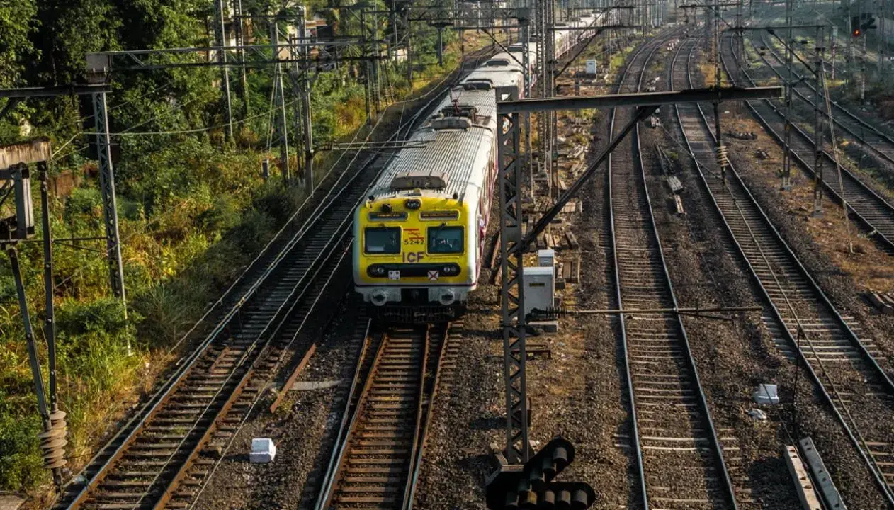 Mumbai local train: CR to run special suburban services for New Year’s Eve