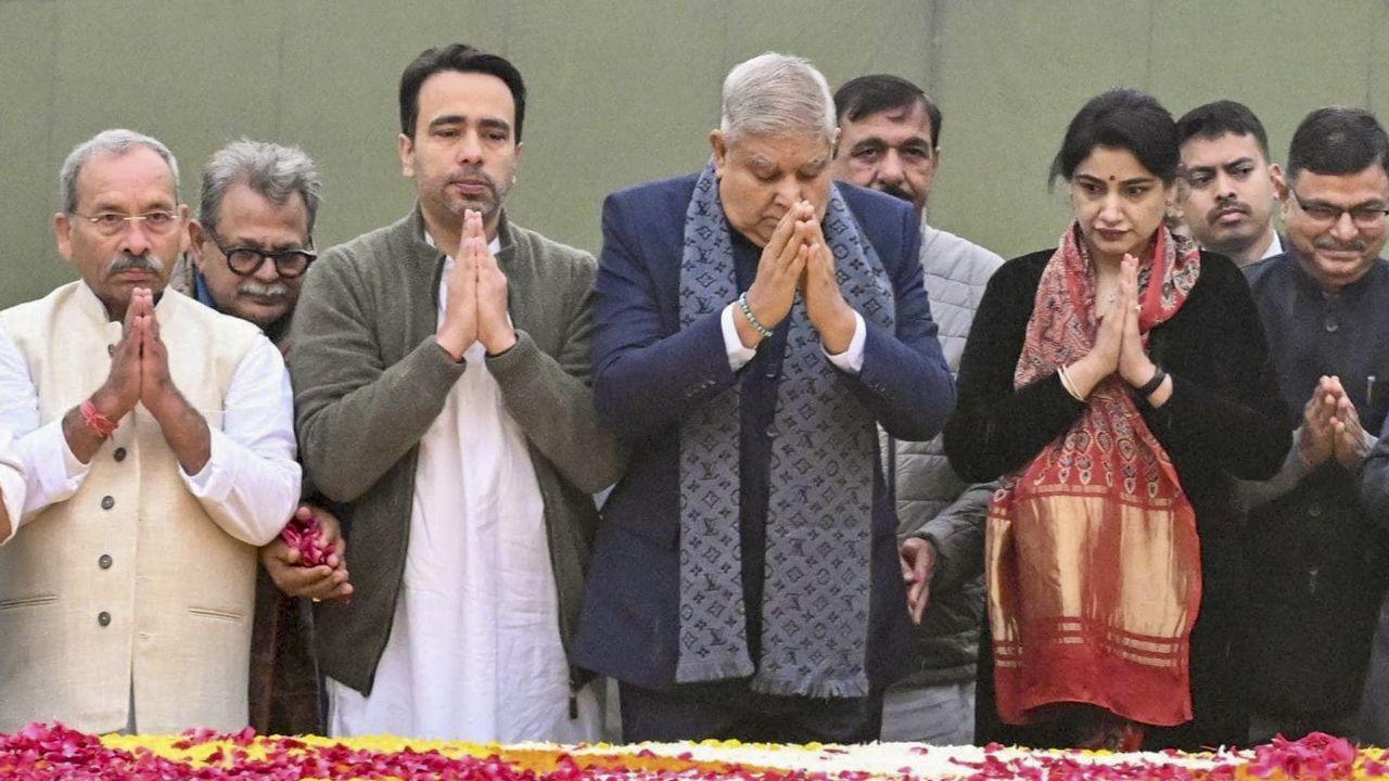 IN PHOTOS: Leaders pay homage to Chaudhary Charan Singh on his birth anniversary