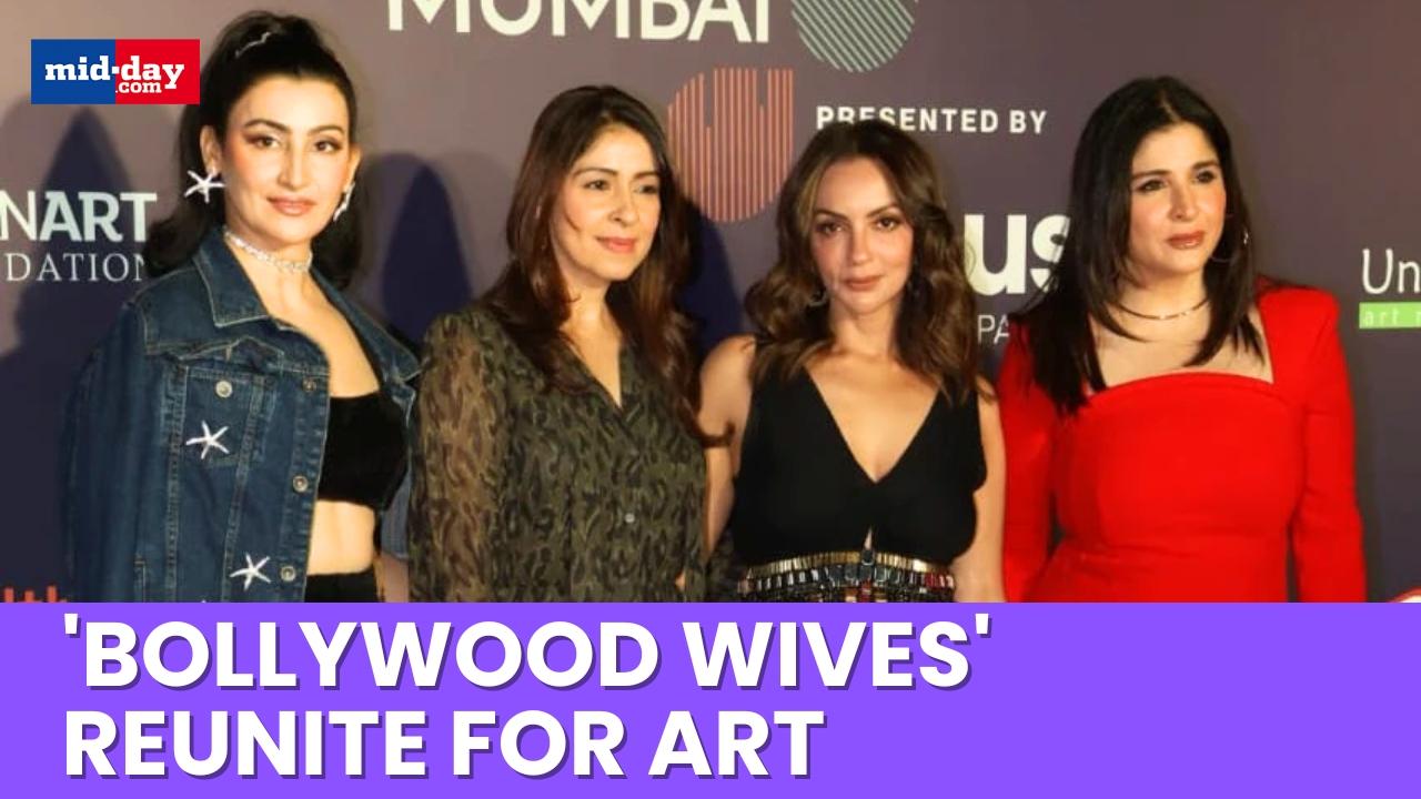 Shalini Passi, Maheep Kapoor, Bhavana Pandey & others at Mumbai art event