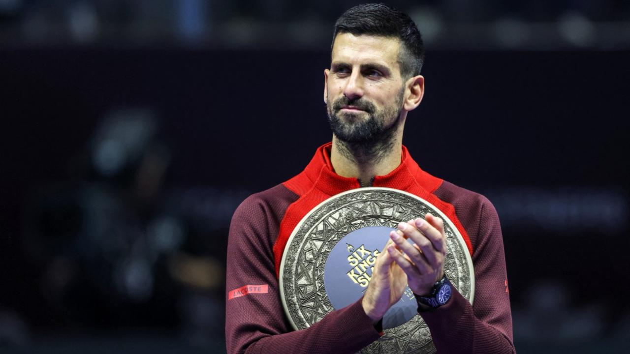 Injured Djokovic gives up on ATP Finals title defence