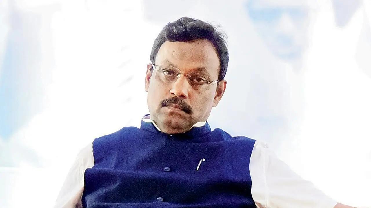 EC should conduct an impartial investigation: Vinod Tawde