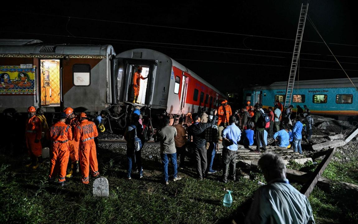 Tamil Nadu: 19 injured as Mysuru-Darbhanga Express collides with goods train near Chennai; watch video