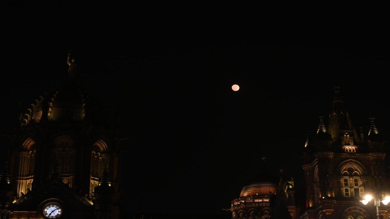 IN PHOTOS: Full moon illuminates Mumbai's iconic structures 