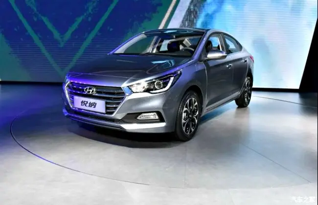 Hyundai Motor India shares make muted market debut, listing over 1% lower