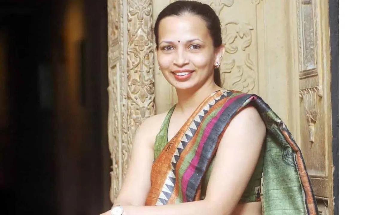 Maharashtra election: Celeb nutritionist Rujuta Diwekar wants this as a voter