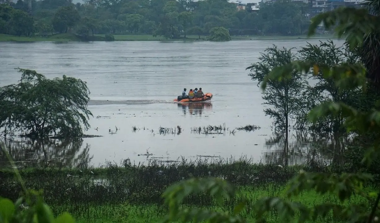 Elderly woman falls into creek in Thane, rescued